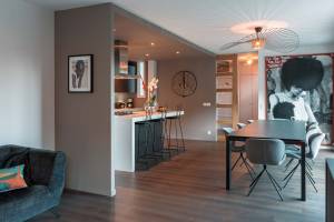 Caroline OSEWE - ARKESPACE